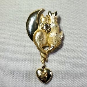 Cat's Love Brooche